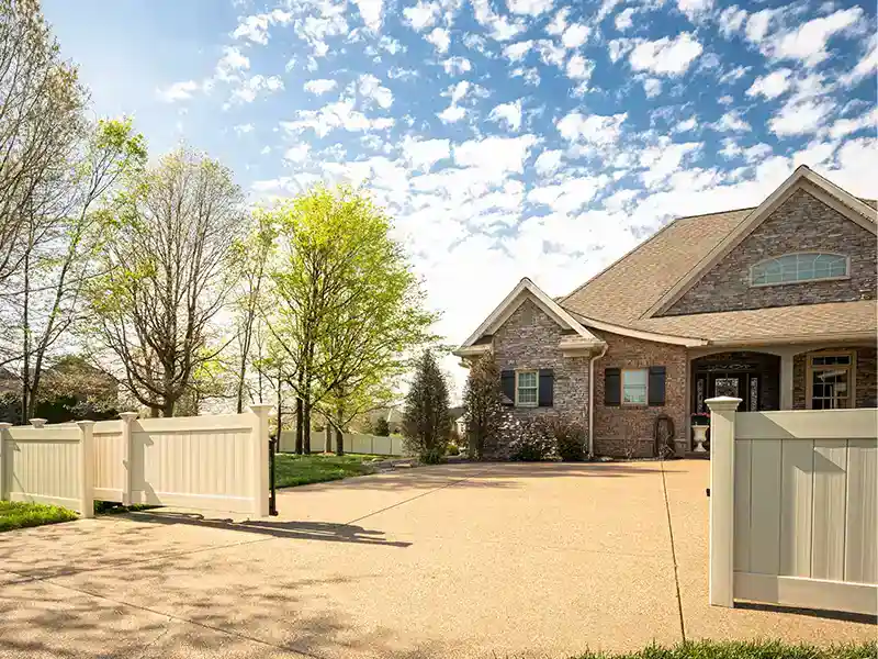 Buying a fence step 1: Measure the property