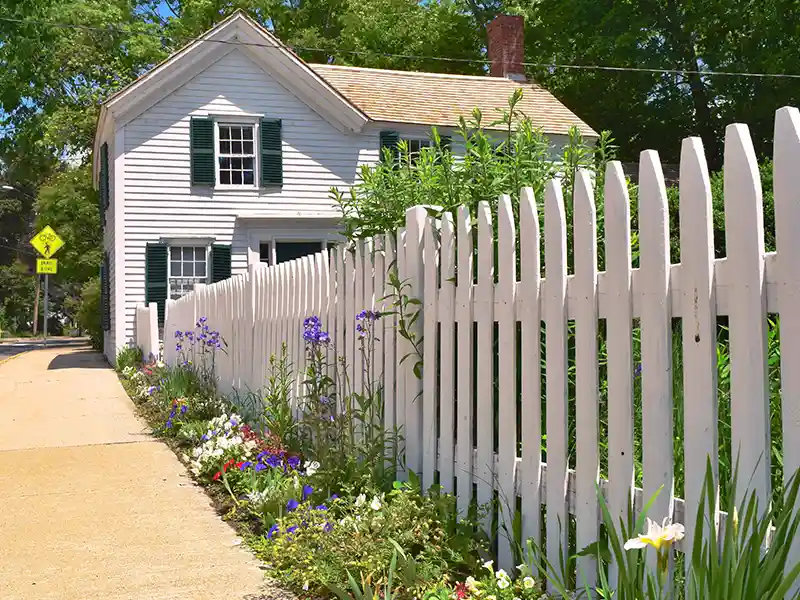 Buying a fence step 3: Delivery and Installation
